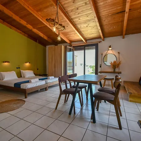 Apartment Iraklis *
